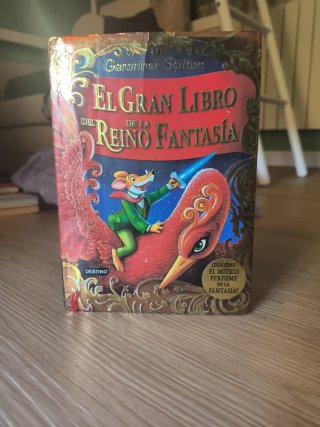 El gran libro del Reino de la Fantasía. ¡Descub...