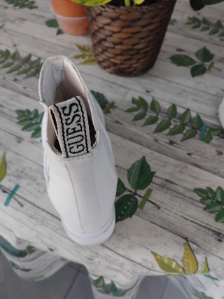Botines Guess Blancos Plataforma