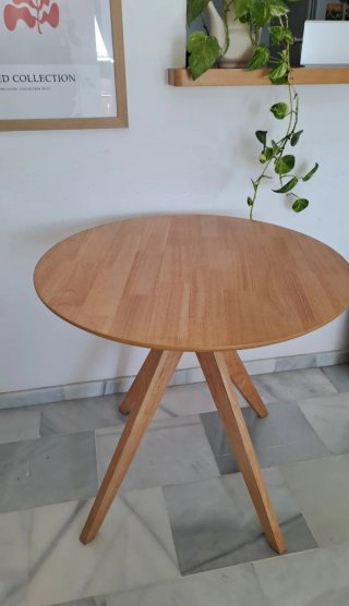 Mesa redonda madera SKLUM