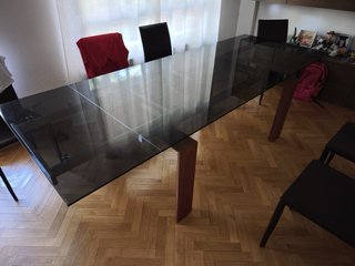 Mesa de Cristal/6 Sillas Marrones  ESCUCHO OFERTAS