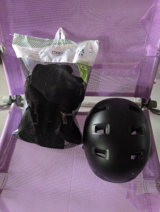 Protecciones y Casco Oxelo Talla XS