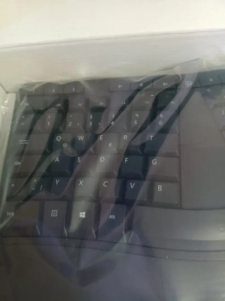 Teclado Ergonómico Microsoft y ratón Alemán