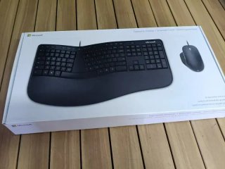 Teclado Ergonómico Microsoft y ratón Alemán