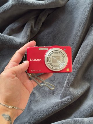 Cámara Lumix DMC-SZ1 Roja
