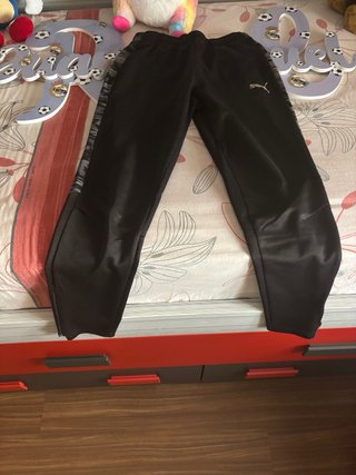 Pantalón deportivo Puma negro