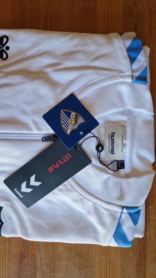 Chaqueta Hummel Málaga CF Blanca