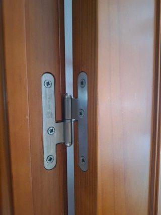 4 puertas de paso de madera maciza 60€ la unidad