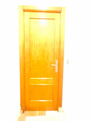4 puertas de paso de madera maciza 60€ la unidad