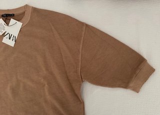Sudadera marca Zara. Nueva con etiqueta. Talla S