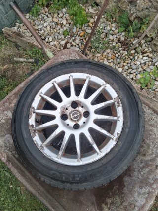 Llanta Opel 17 4 tornillos original