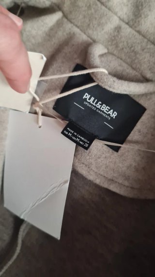 Abrigo mujer Pull and Bear beige Talla M