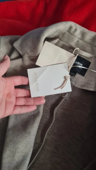 Abrigo mujer Pull and Bear beige Talla M