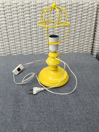 Lámpara de Mesa Amarilla Estilo Industrial