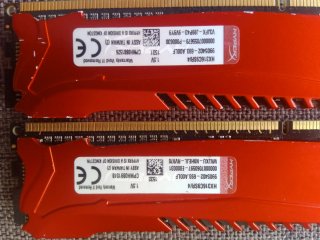 2 Módulos RAM DDR3 4GB HyperX