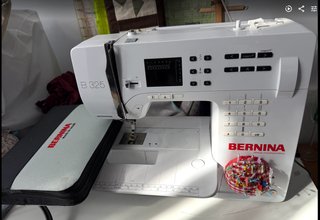 Máquina de Coser BERNINA B 325
