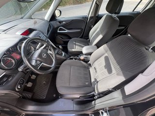 Opel Zafira Tourer 2014