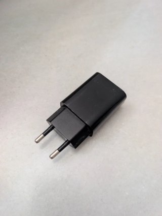 Cargador USB Negro