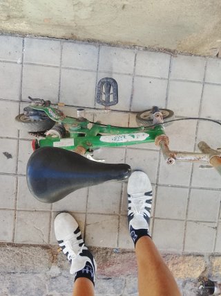 Bicicleta de payaso pequeña
