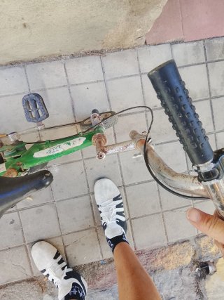Bicicleta de payaso pequeña