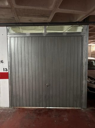Garaje Cerrado en edificio residencial Foietes.