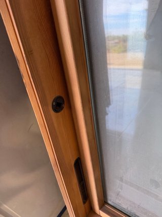 Ventana de madera para tejado