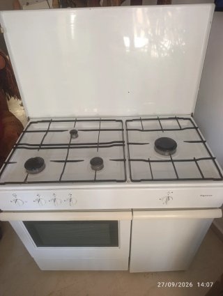 Cocina de gas butano con horno Superser
