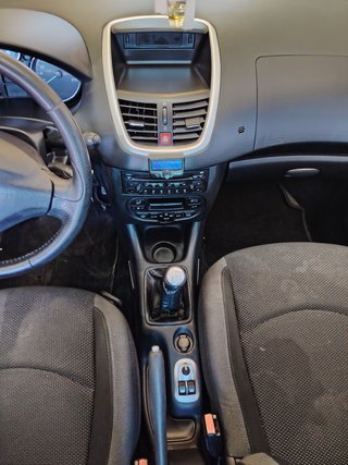 Peugeot 206 2009
