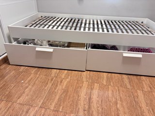 Cama Ikea Blanca con Cajones