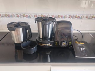 Regalo sandwichera y cafetera por la compra...