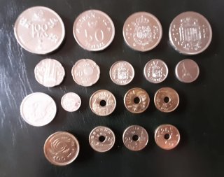Lote de monedas antiguas de pesetas