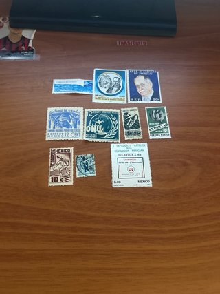 Collezione di 9 francobolli del Messico