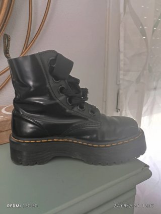 Botas Dr. Martens Molly Plataforma