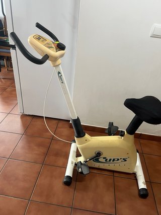 Bicicleta Estática Cup's Fitness