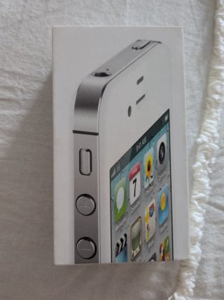 Caja completa iPhone 4S