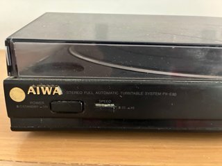 Tocadiscos Aiwa PX-E80