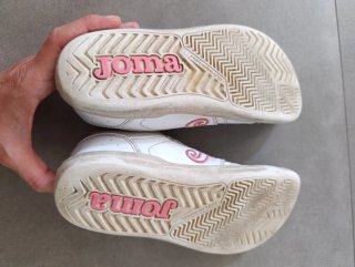 Zapatillas niña: Joma barefoot blancas y rosas