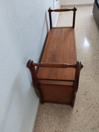Diván de Madera Maciza