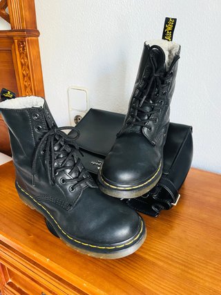 Botas Dr. Martens serena,Piel Negro 38 Pelo