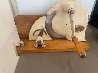 Cortador de pan antiguo Solingen
