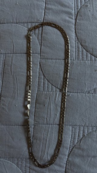 Cadena de plata estilo Figaro