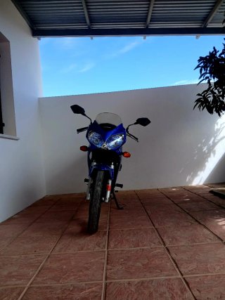 Moto honda cbr 125 2005