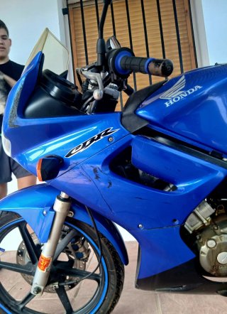 Moto honda cbr 125 2005