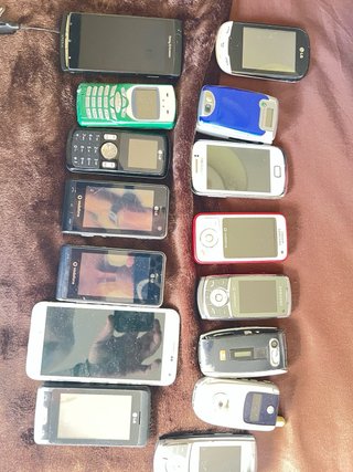 Colección móviles vintage LG y Samsung