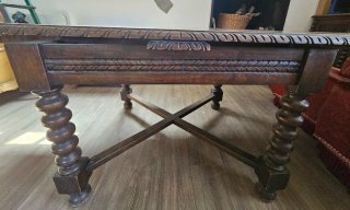 Mesa de Madera Maciza y 4 Sillas