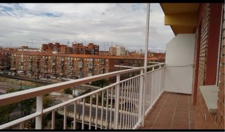 Alquilo 3 habitaciones a estudiantes