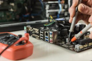 Reparación, Montaje y Mantenimiento de Ordenadores