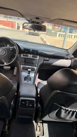 Mercedes-Benz Clase C 2005