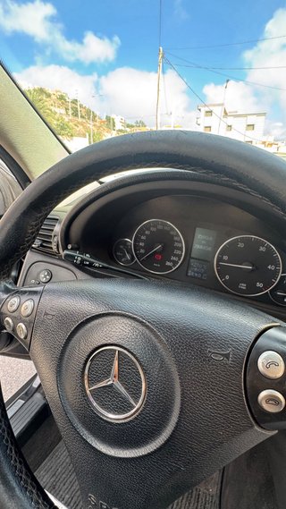 Mercedes-Benz Clase C 2005