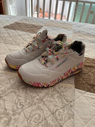 Zapatillas Skechers LOVE.