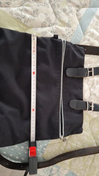 Mochila negra loneta